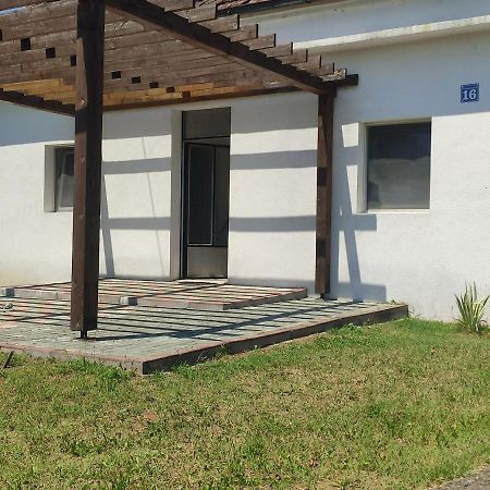 Apartmani Nova Topola Esterno foto